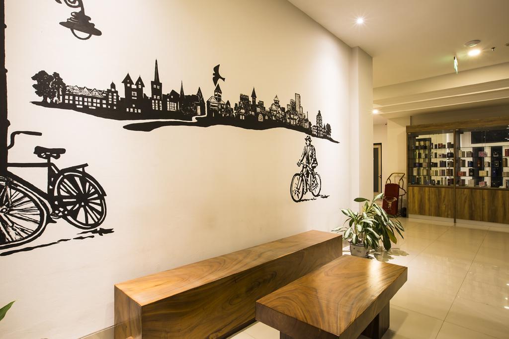 Sparks Odeon Sukabumi, Artotel Curated Exterior foto
