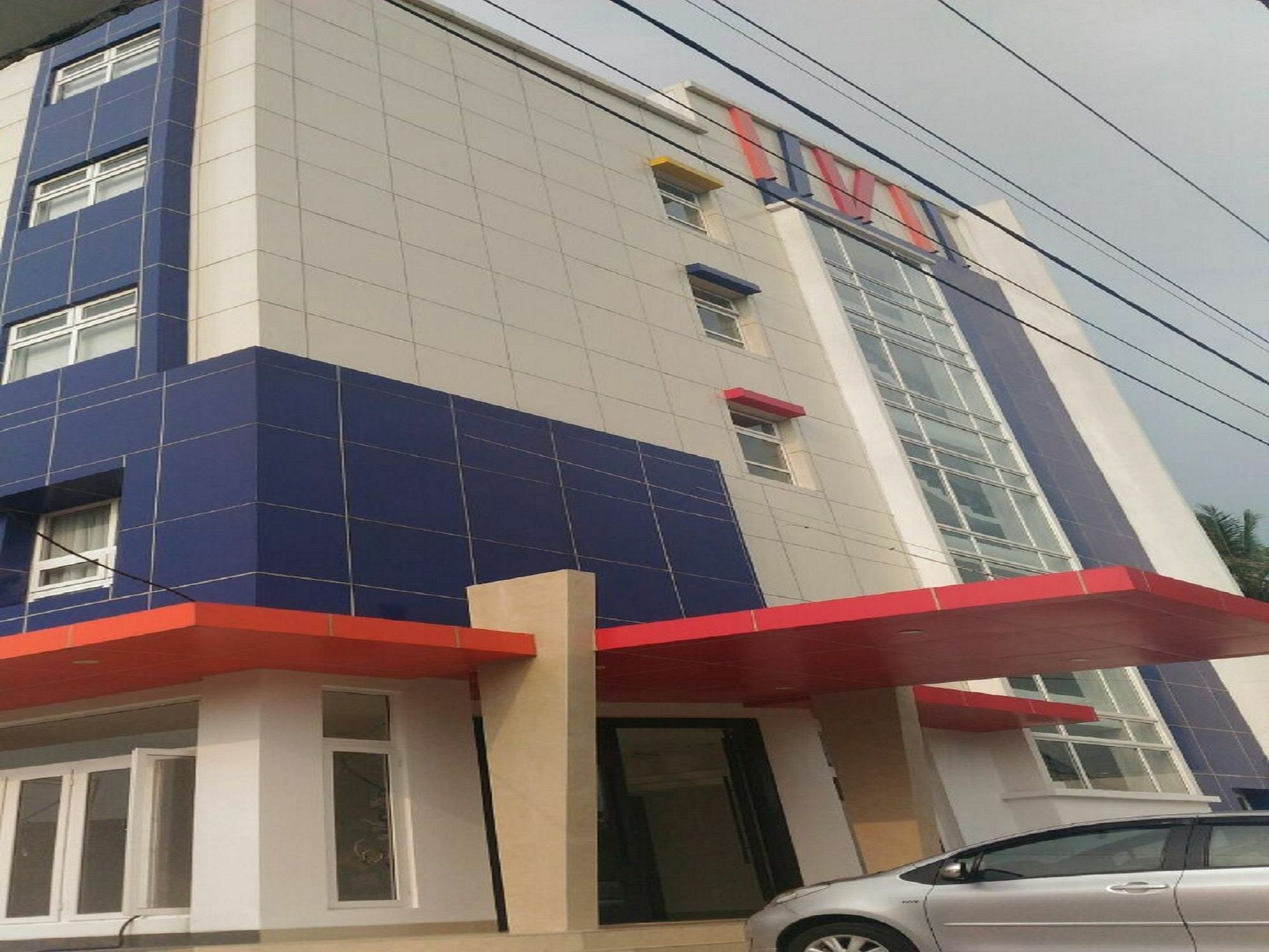 Sparks Odeon Sukabumi, Artotel Curated Exterior foto